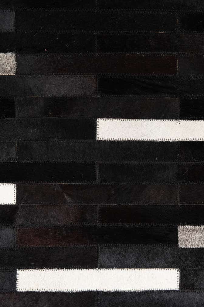 5' 1 x 8' Cowhide Leather Rug