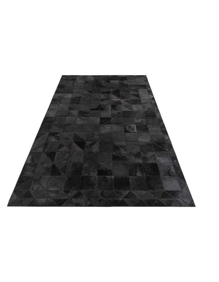 5' x 7' 9 Cowhide Leather Rug