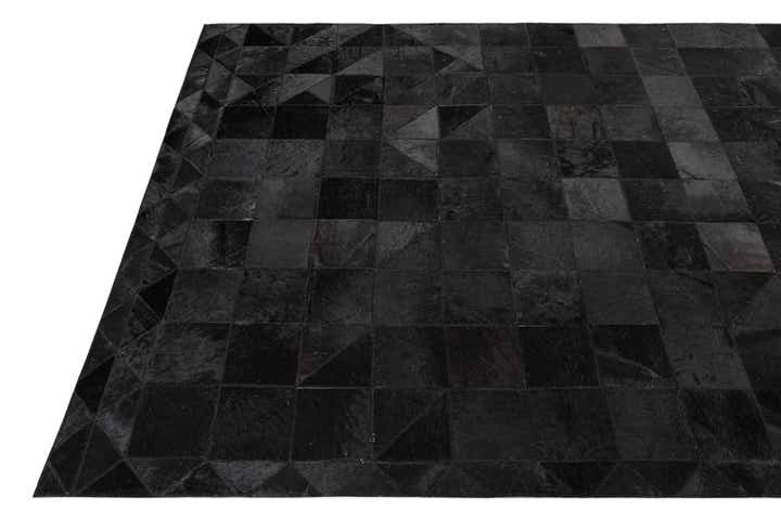 5' x 7' 9 Cowhide Leather Rug