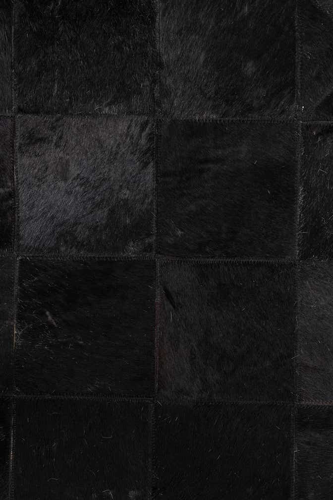 5' x 7' 9 Cowhide Leather Rug