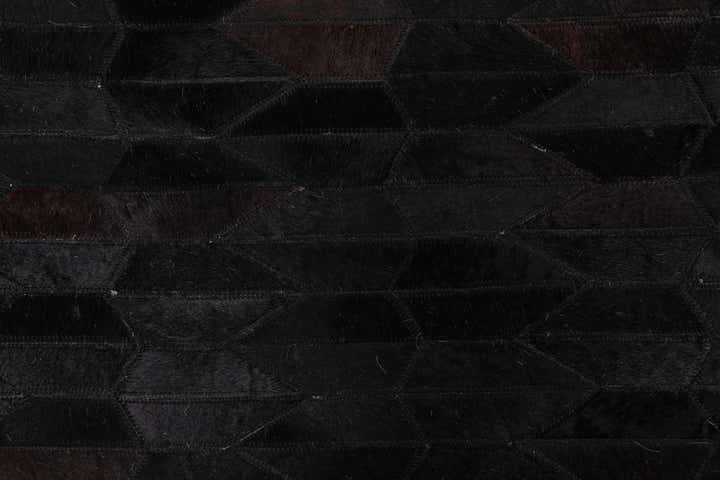 5' 2 x 8' Cowhide Leather Rug