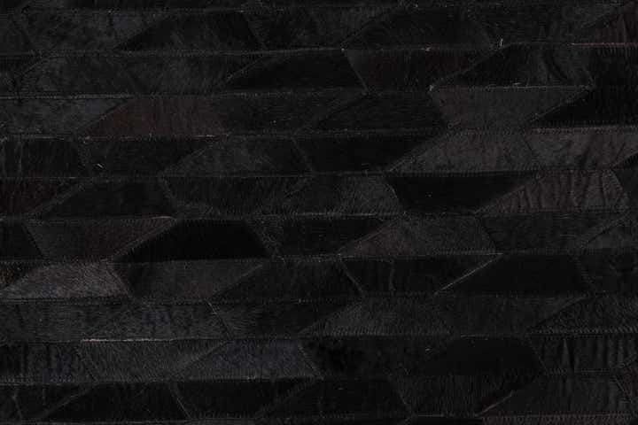 5' x 8' Cowhide Leather Rug