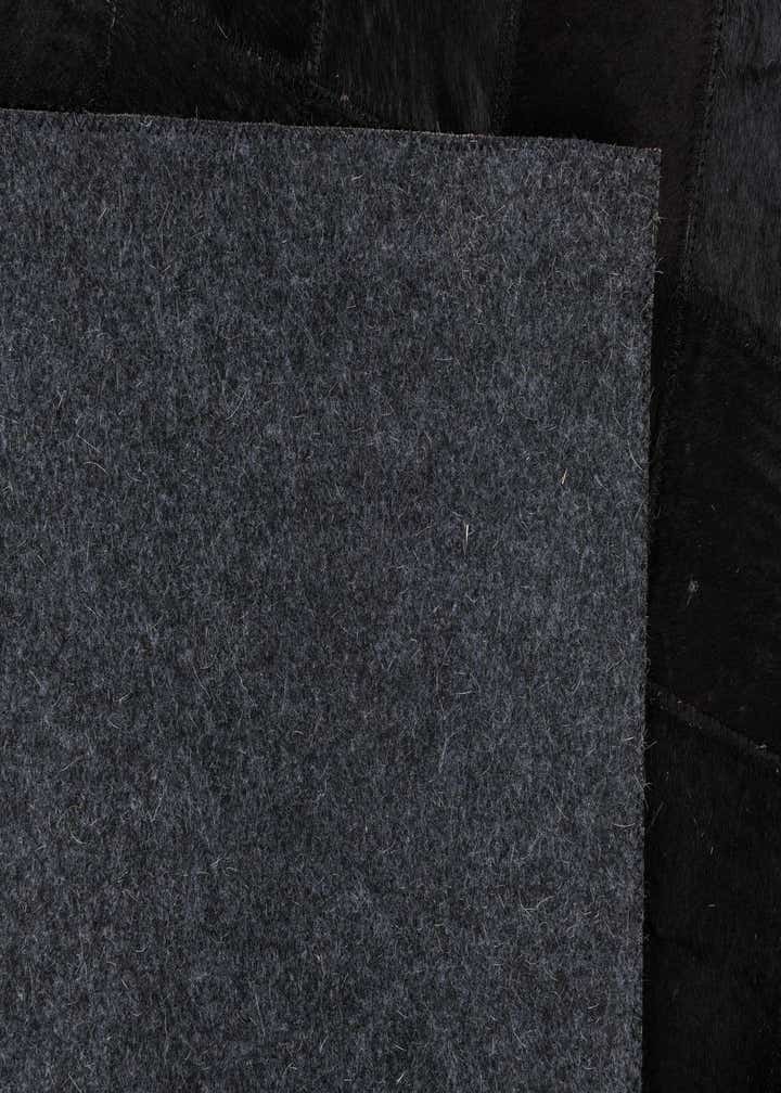 5' x 8' Cowhide Leather Rug