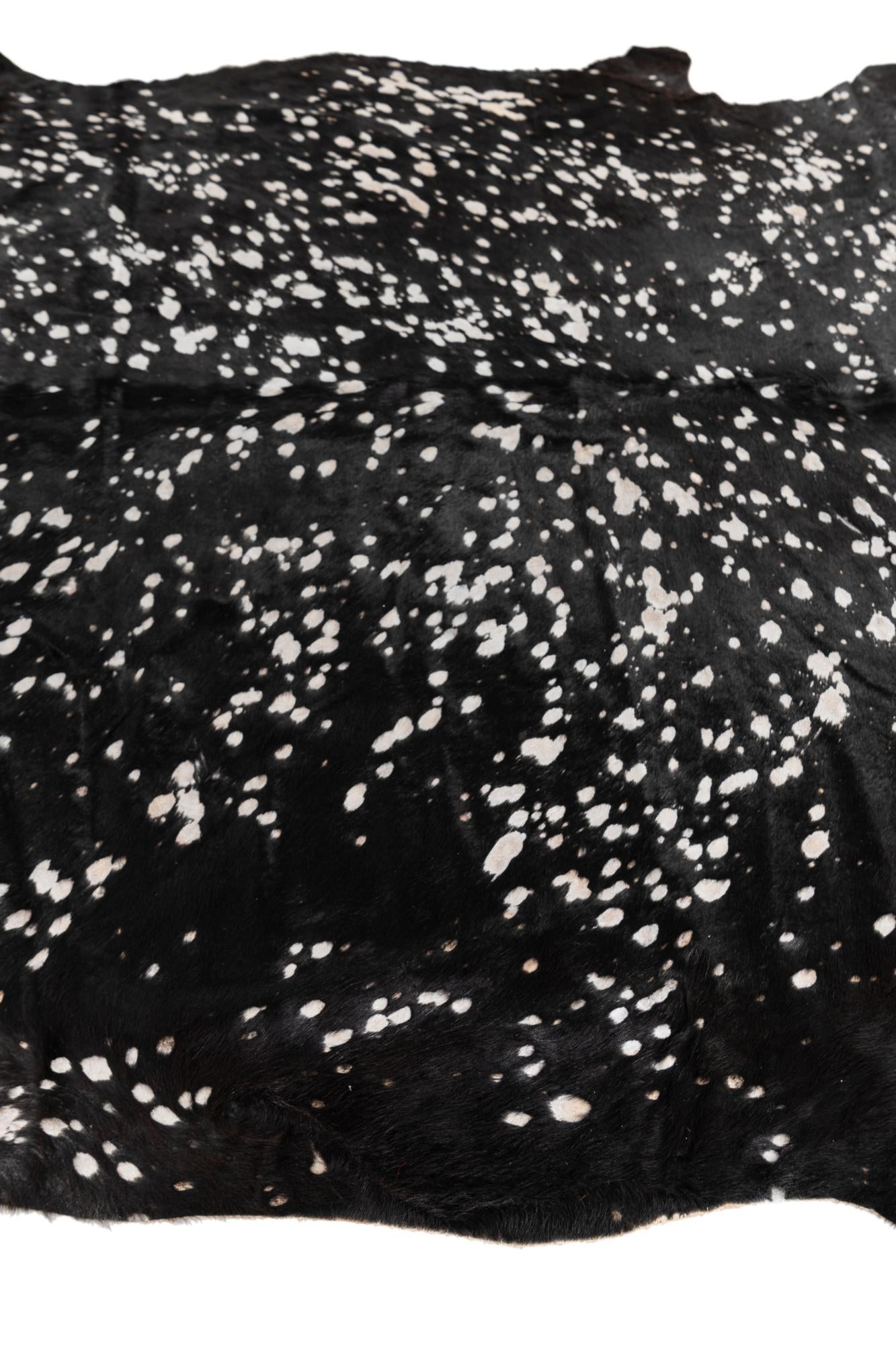 6' 3 x 7' 3 Cowhide Leather Rug