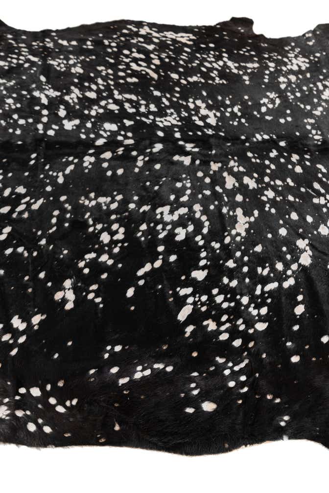 6' 3 x 7' 3 Cowhide Leather Rug