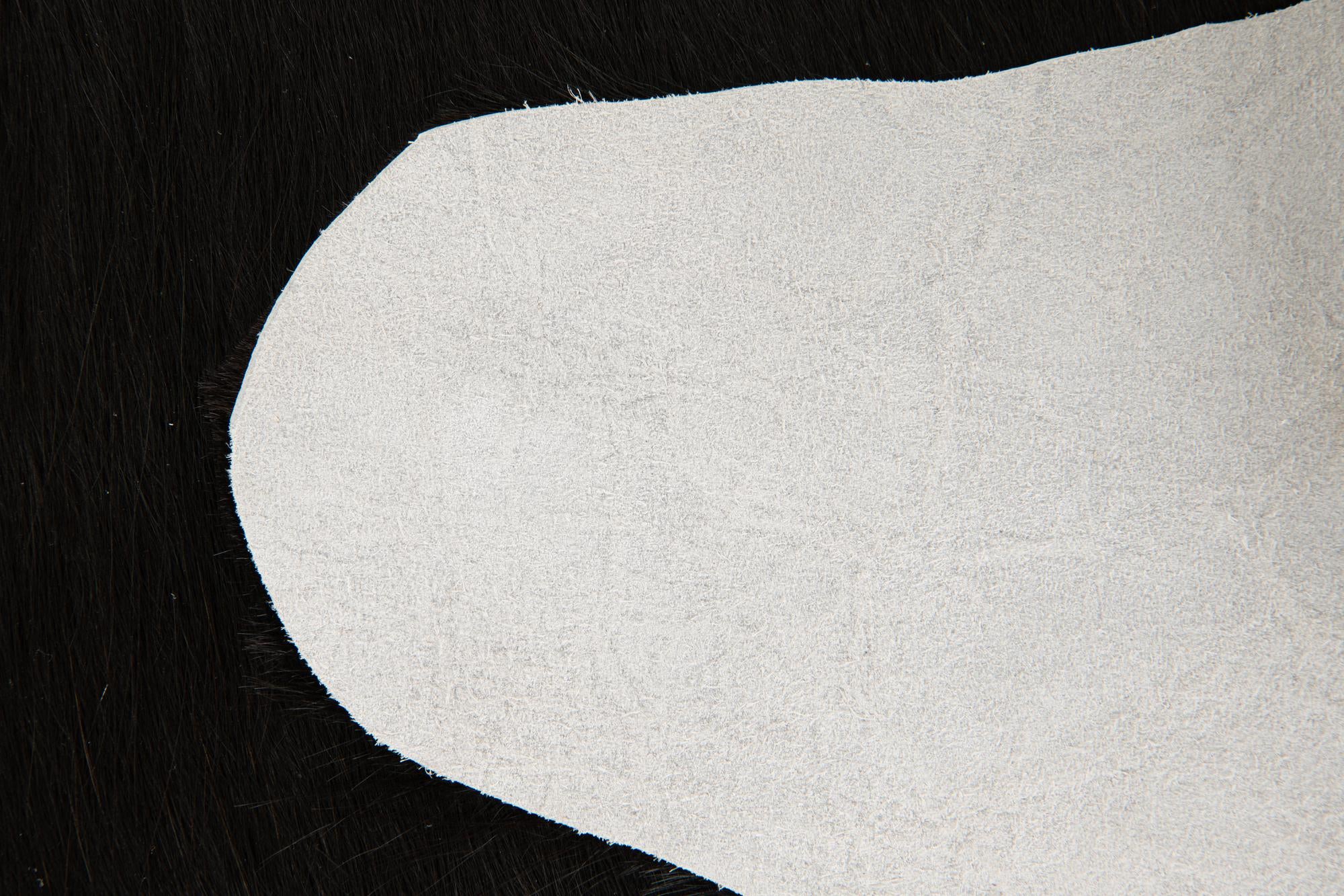 2' 1 x 3' 1 Cowhide Leather Rug