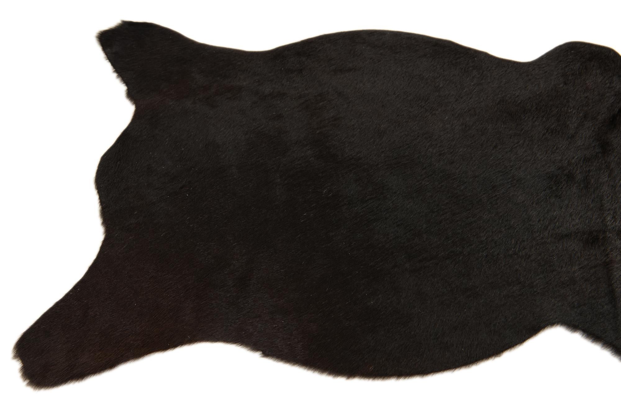 2' 1 x 2' 10 Cowhide Leather Rug
