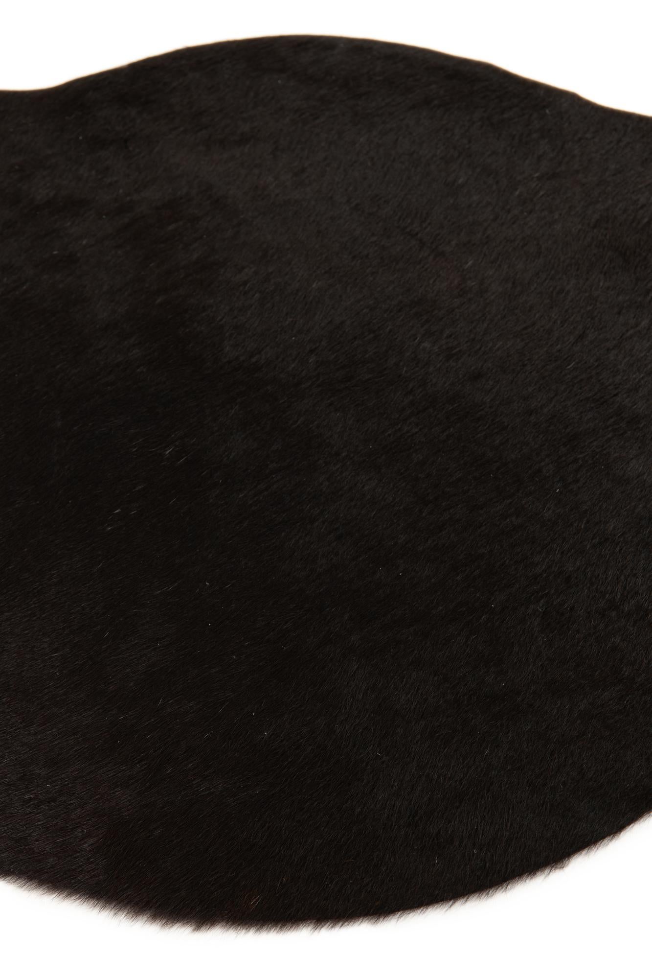 2' 1 x 2' 10 Cowhide Leather Rug