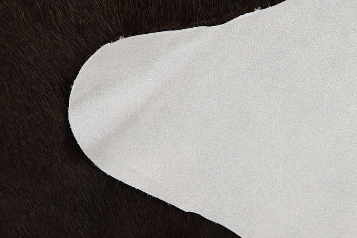 2' 1 x 2' 10 Cowhide Leather Rug