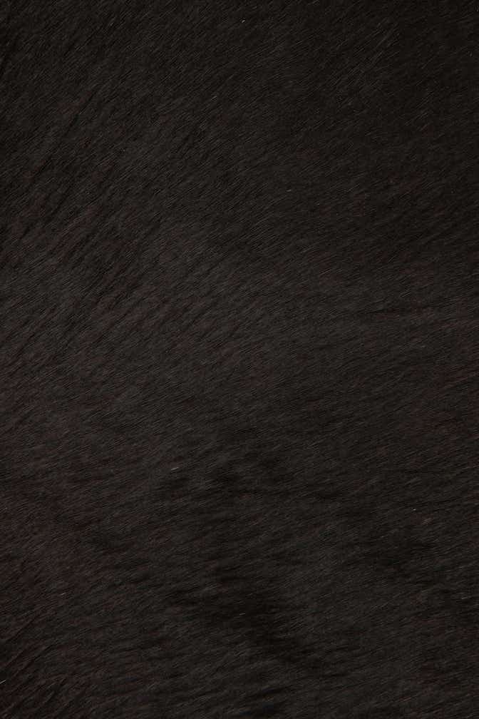 2' 1 x 2' 10 Cowhide Leather Rug