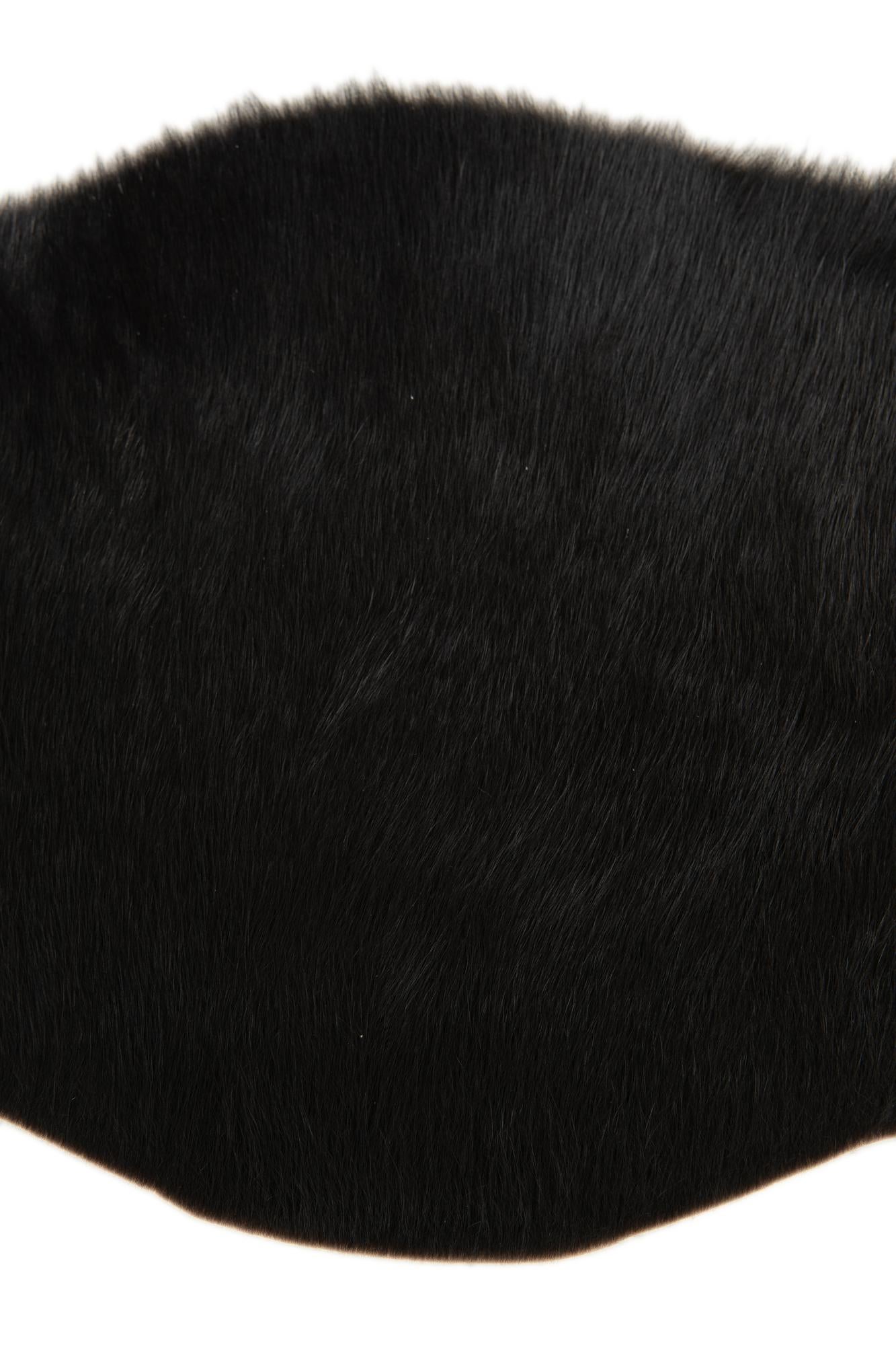 1' 8 x 2' 6 Cowhide Leather Rug