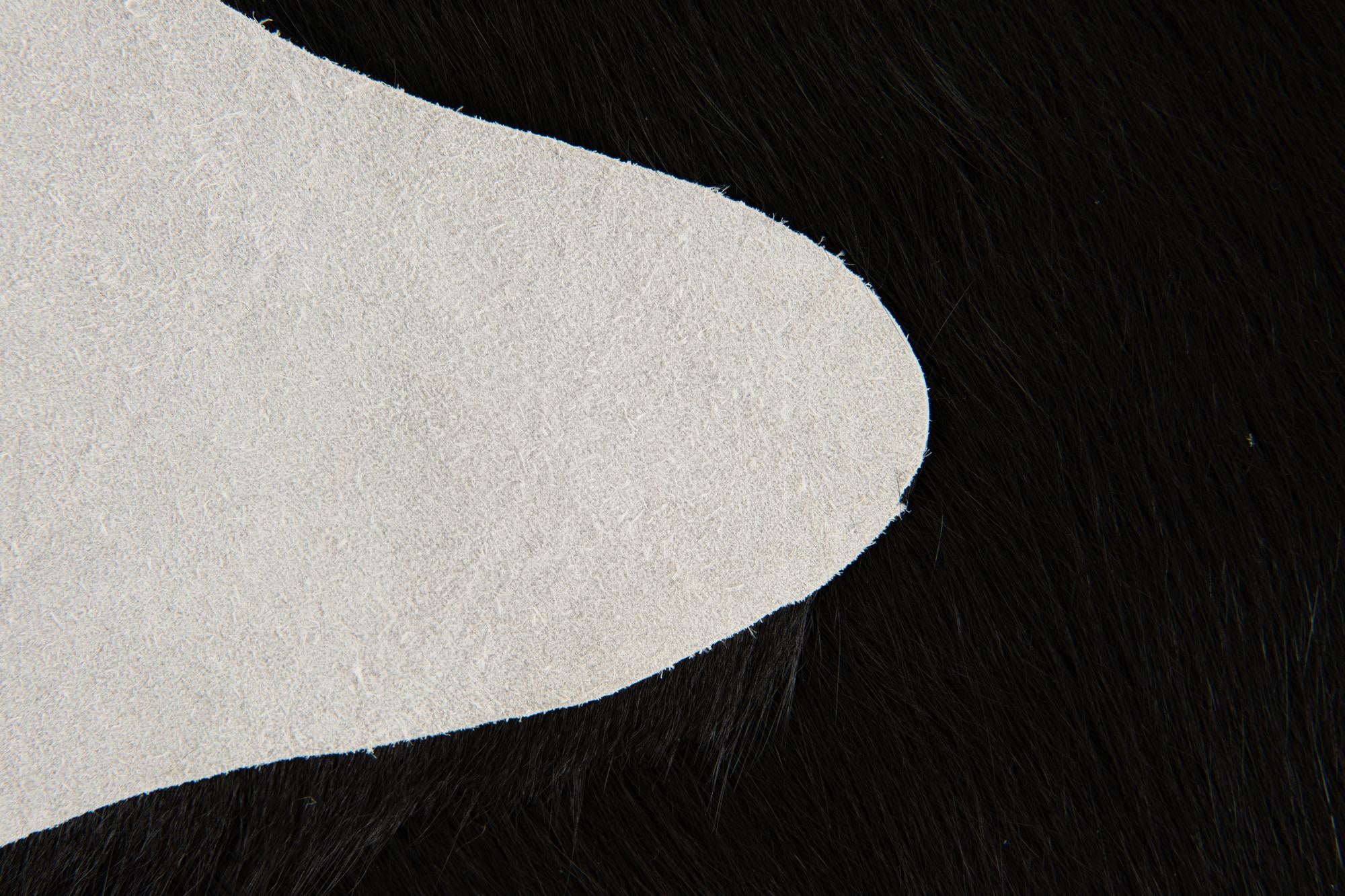 1' 8 x 2' 6 Cowhide Leather Rug
