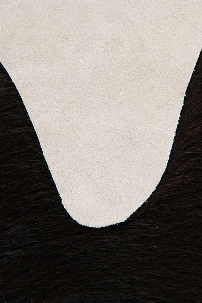 1' 8 x 2' 6 Cowhide Leather Rug