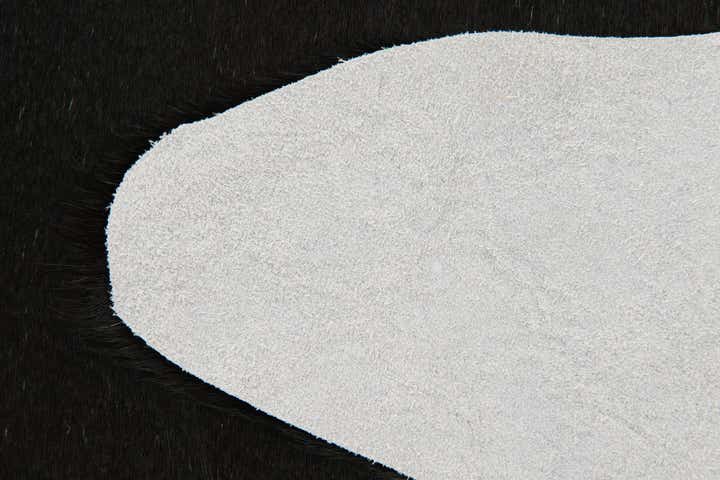 1' 8 x 2' 6 Cowhide Leather Rug