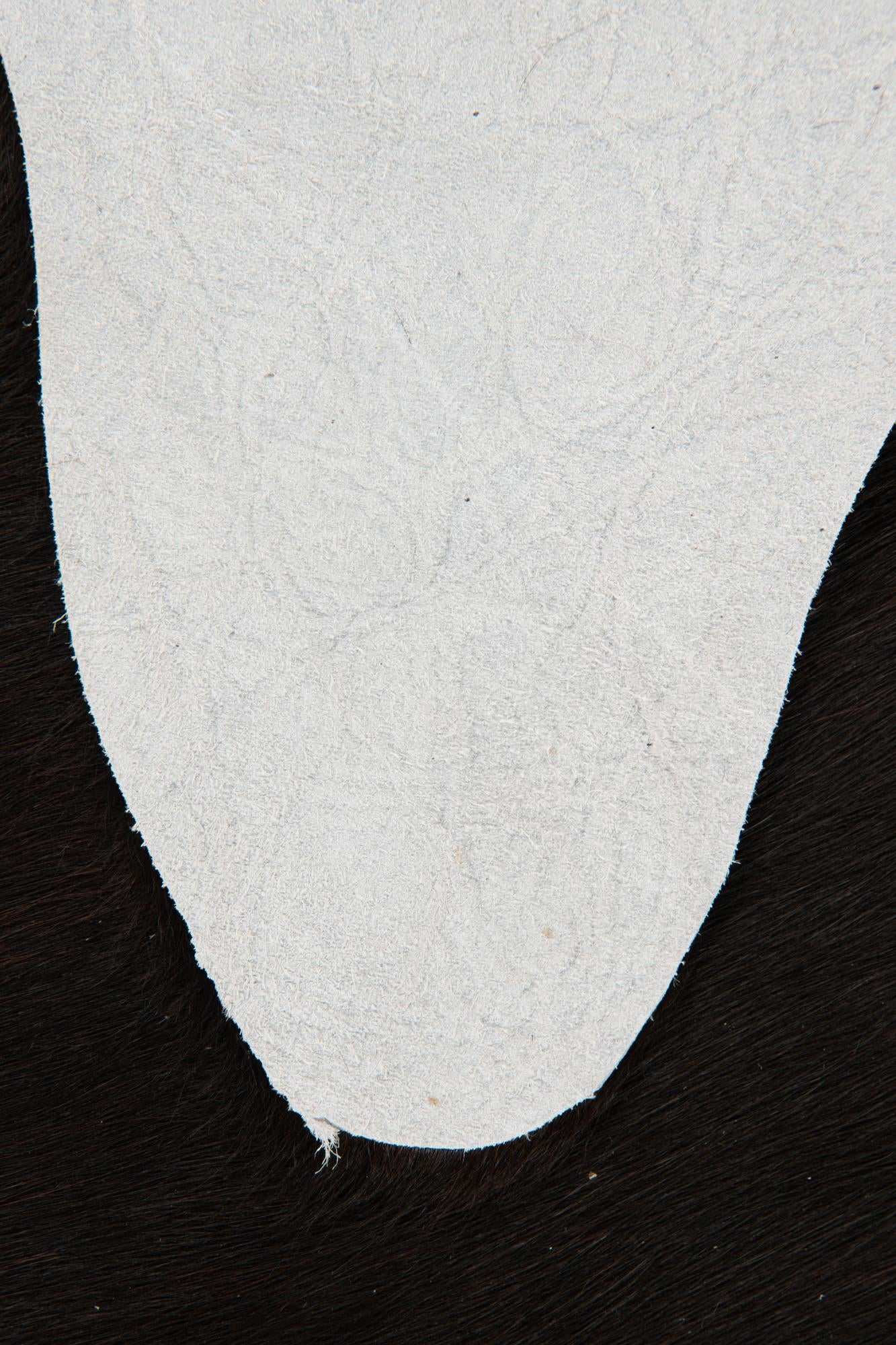 1' 8 x 2' 6 Cowhide Leather Rug