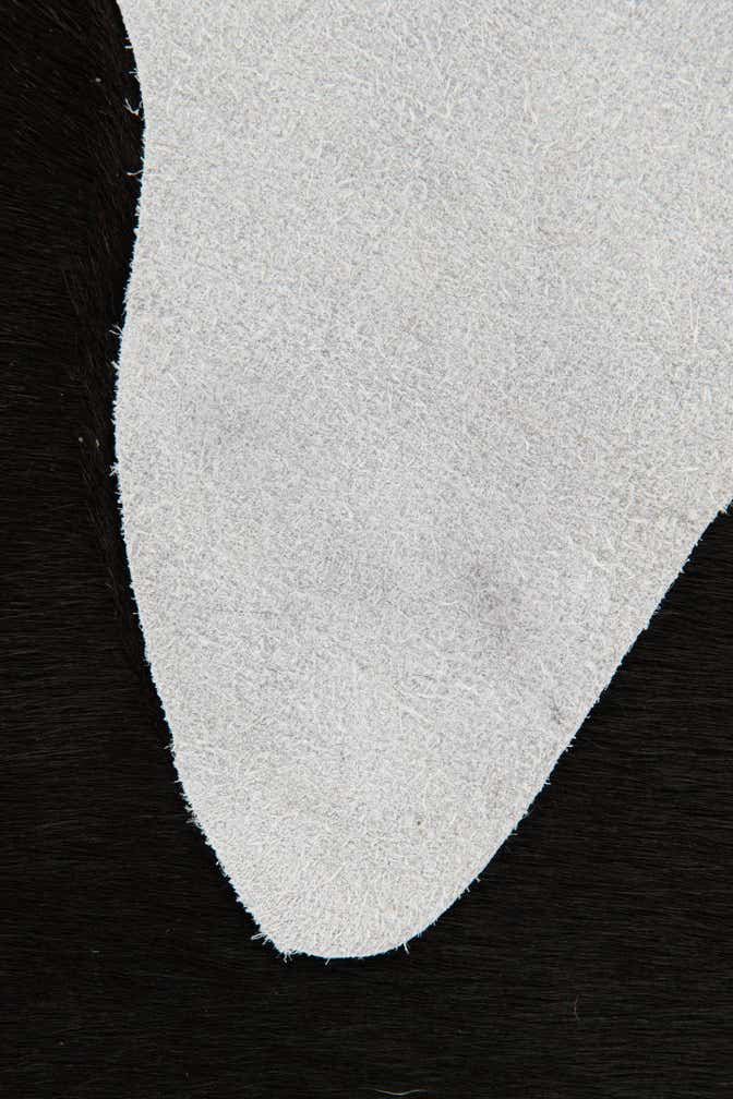 1' 8 x 2' 6 Cowhide Leather Rug