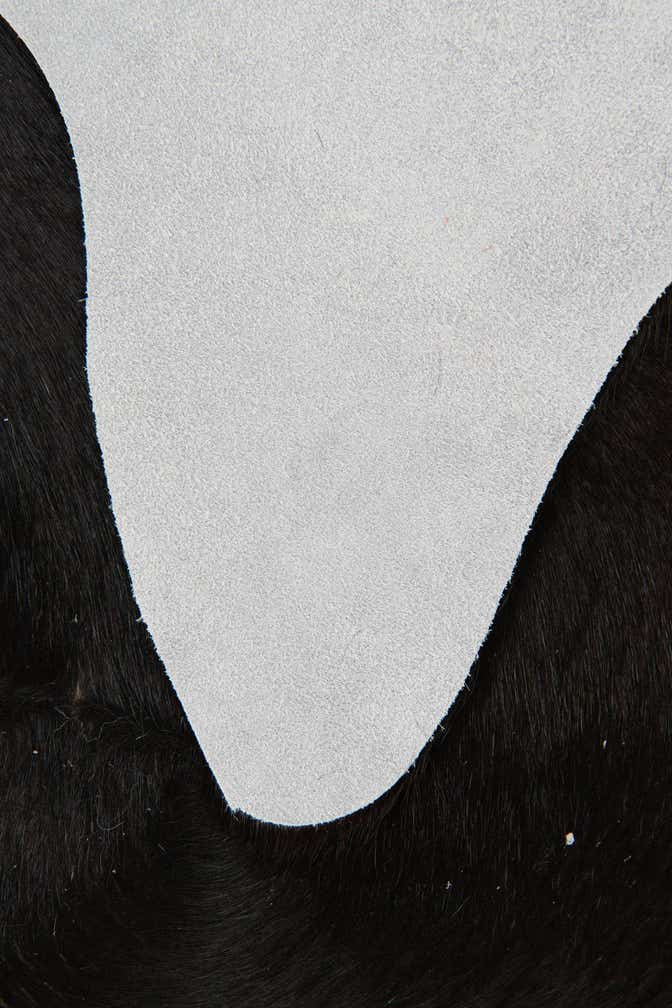 1' 8 x 2' 6 Cowhide Leather Rug
