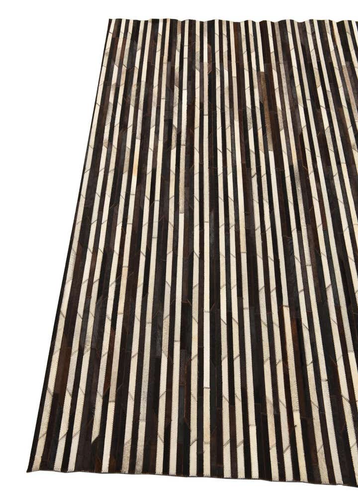 5' 1 x 8' Cowhide Rug