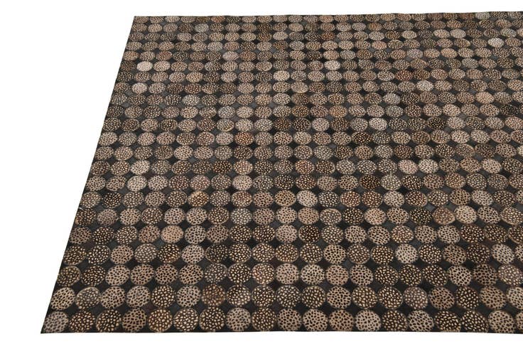 Detail image of 4' 8 x 6' 8 Cowhide Rug