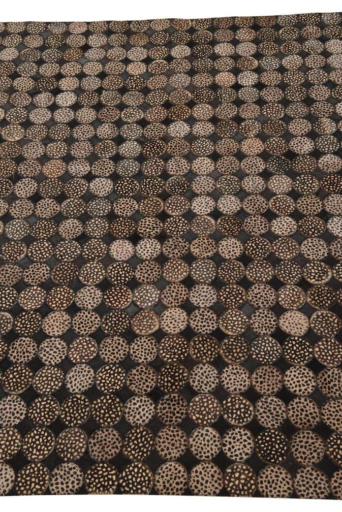 4' 8 x 6' 8 Cowhide Rug