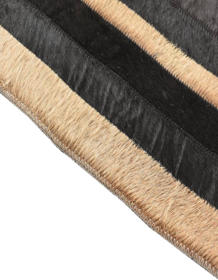 Detail image of 5' 3 x 7' 6 Cowhide Rug