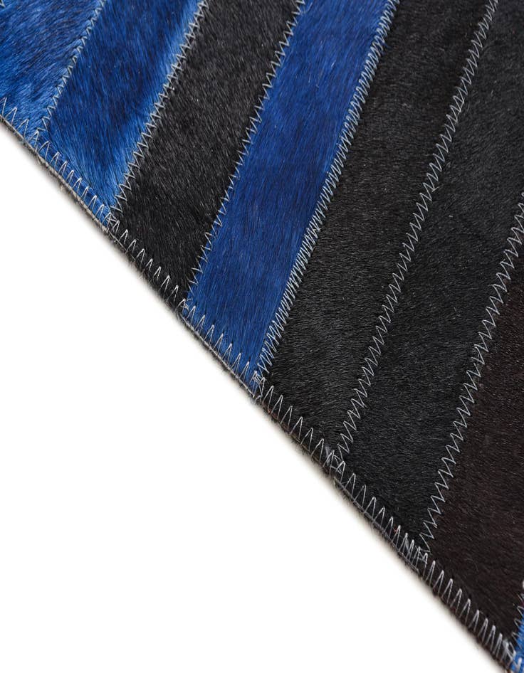 Detail image of 5' x 8' 1 Cowhide Rug