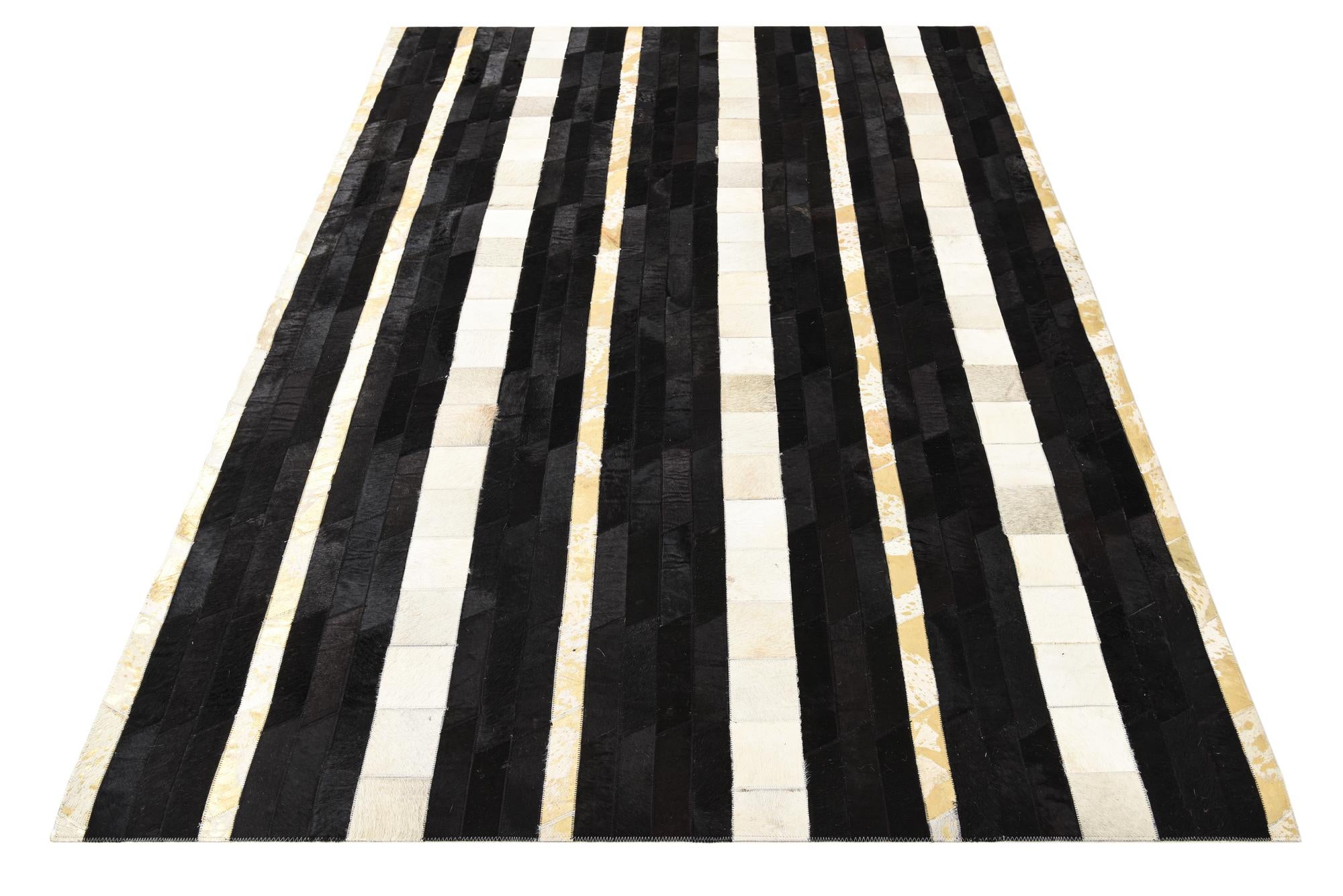 5' 4 x 7' 4 Cowhide Rug