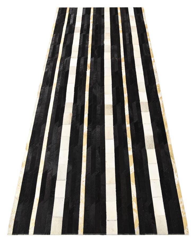 Detail image of 5' 4 x 7' 4 Cowhide Rug