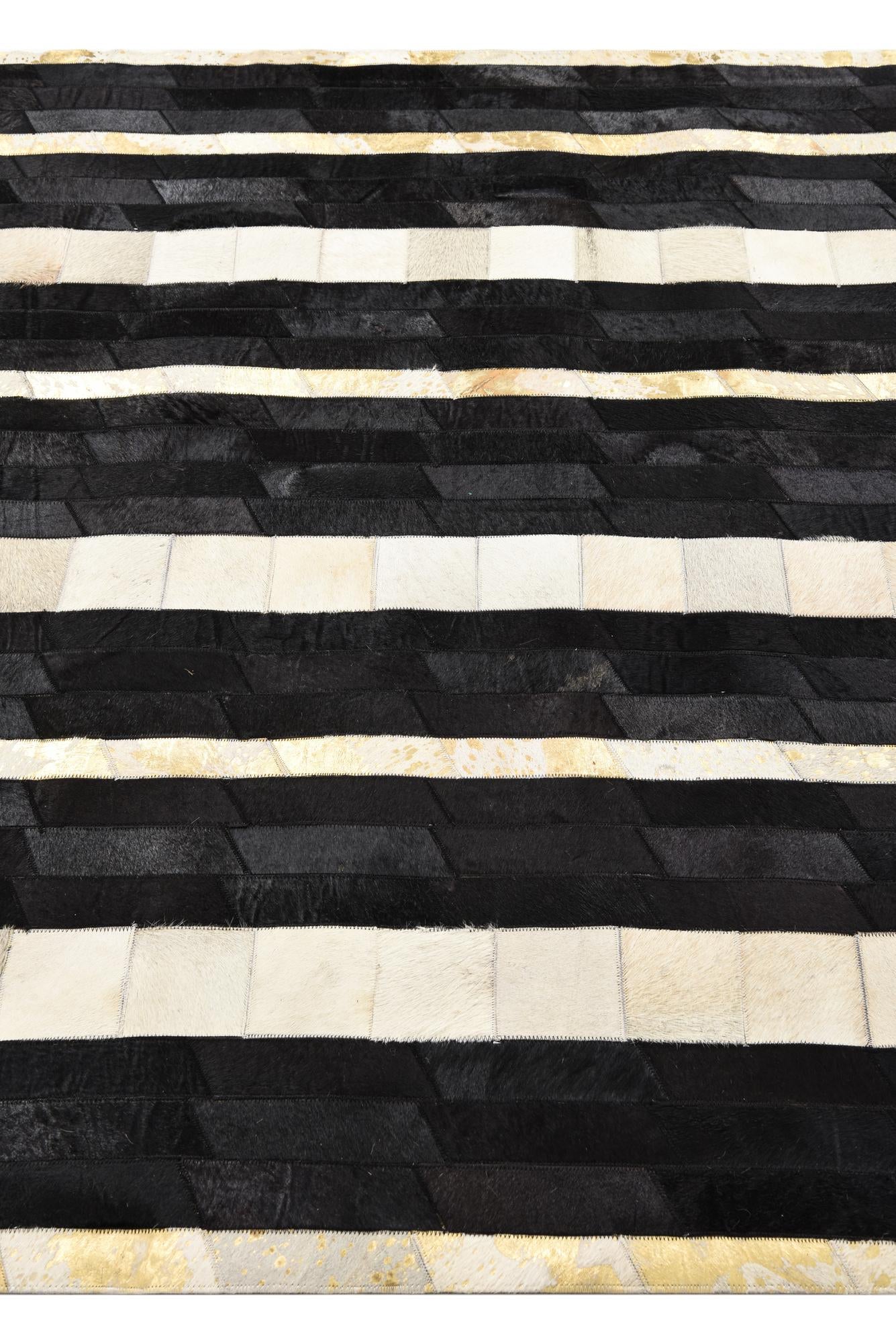 5' 4 x 7' 4 Cowhide Rug