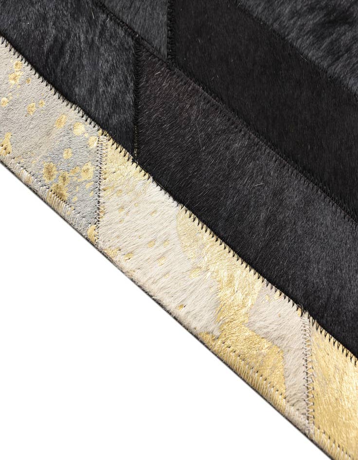 Detail image of 5' 4 x 7' 4 Cowhide Rug