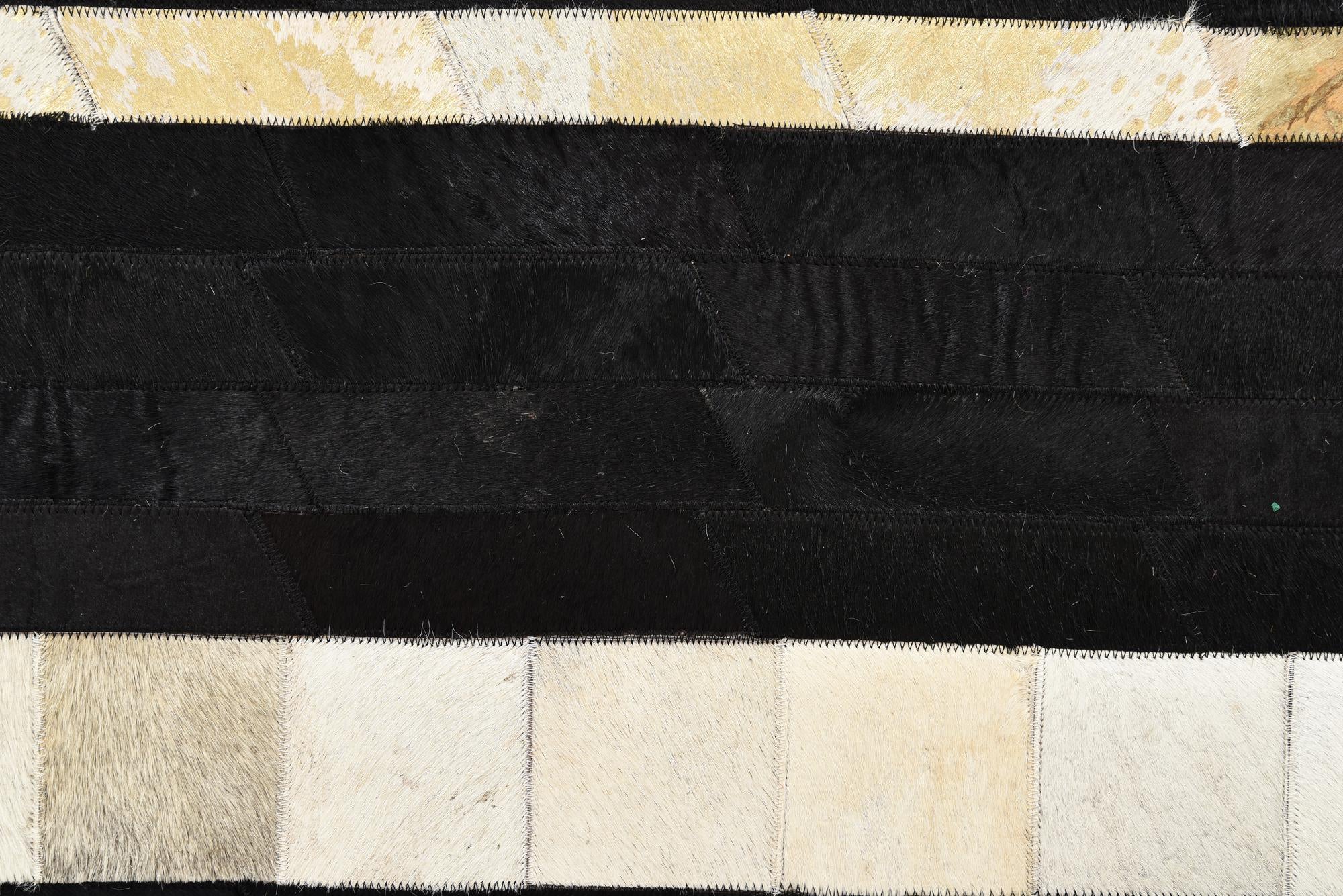 5' 4 x 7' 4 Cowhide Rug