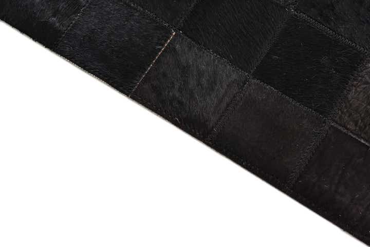 5' x 8' Cowhide Rug