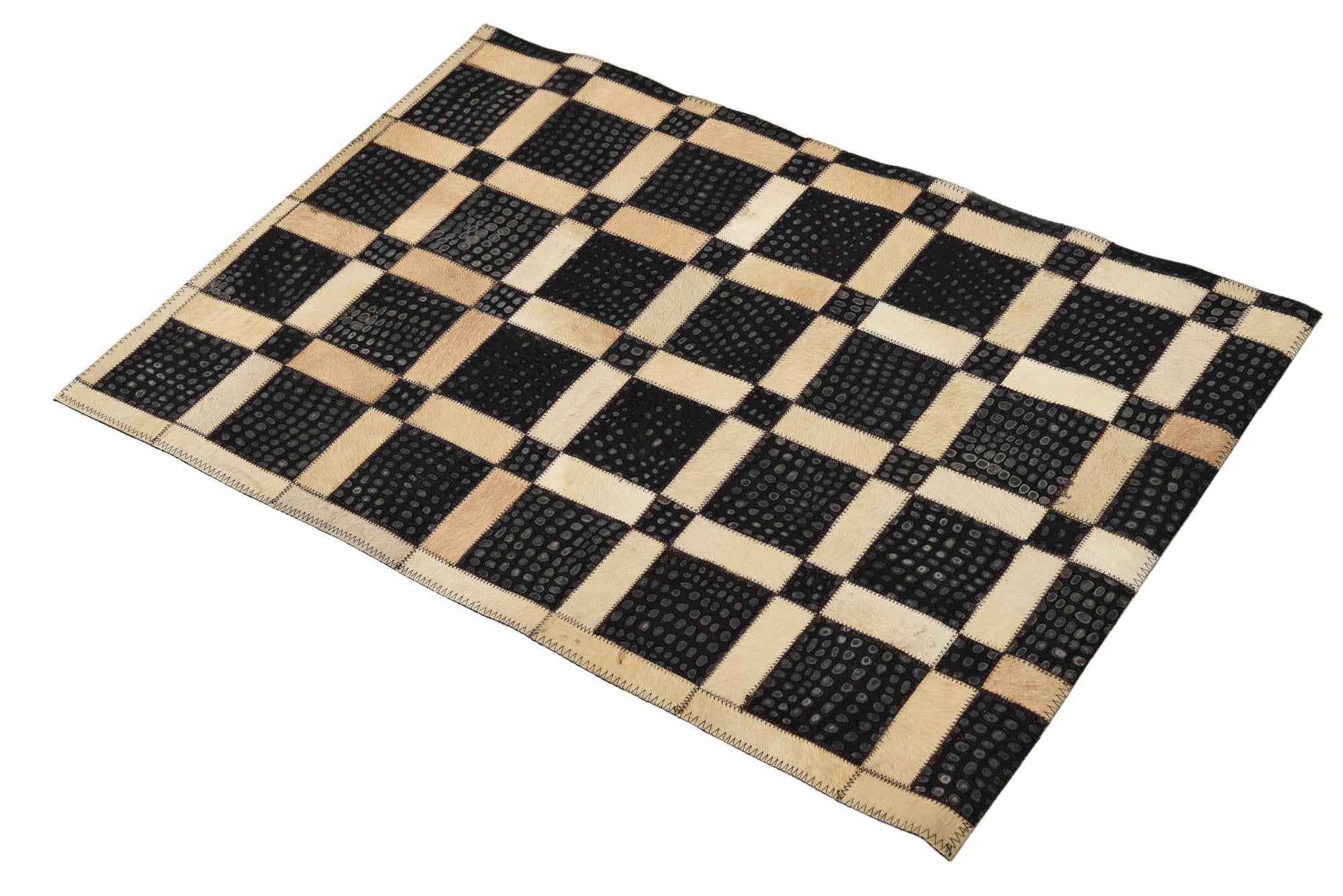 2' 1 x 3' 1 Cowhide Rug