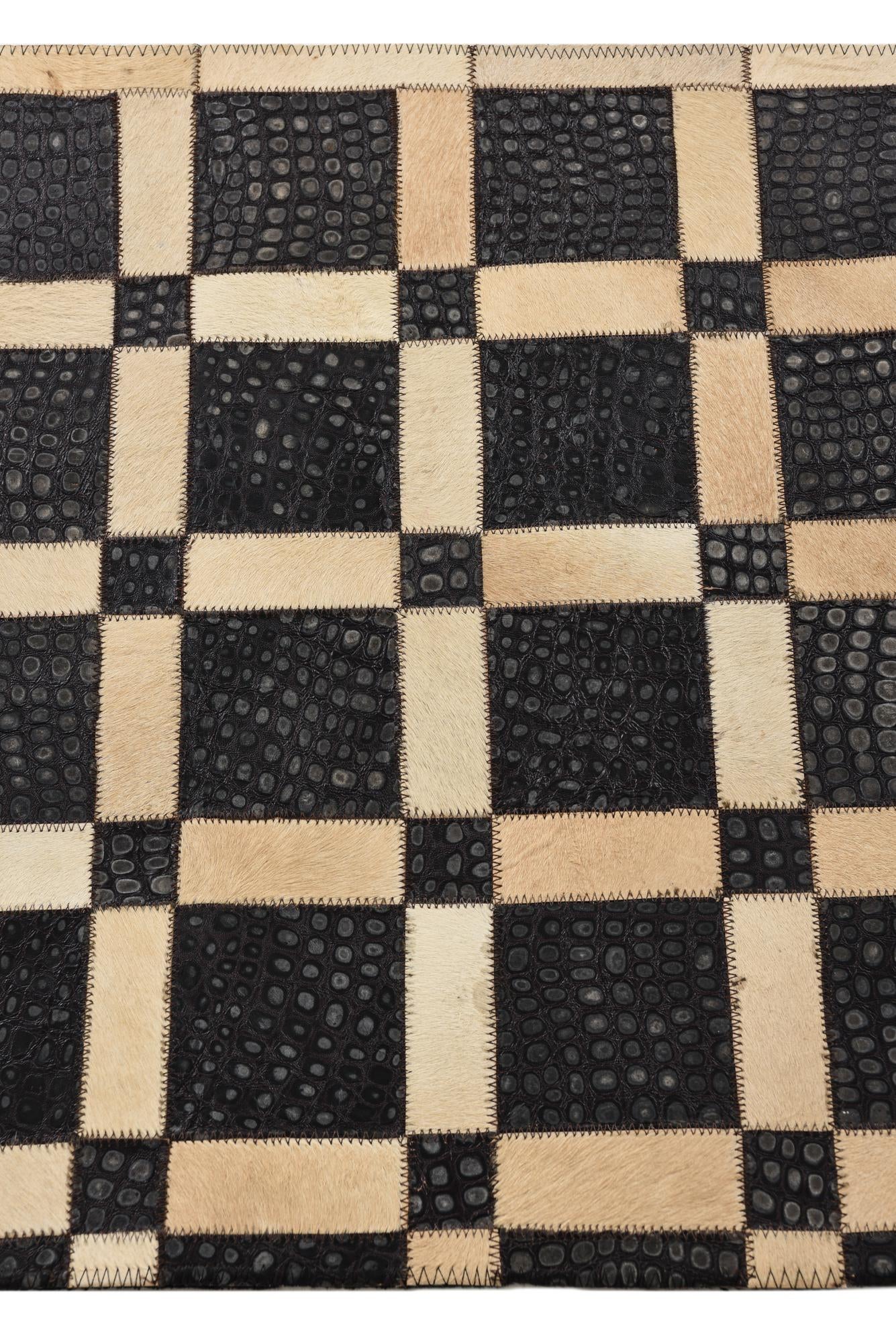2' 1 x 3' 1 Cowhide Rug