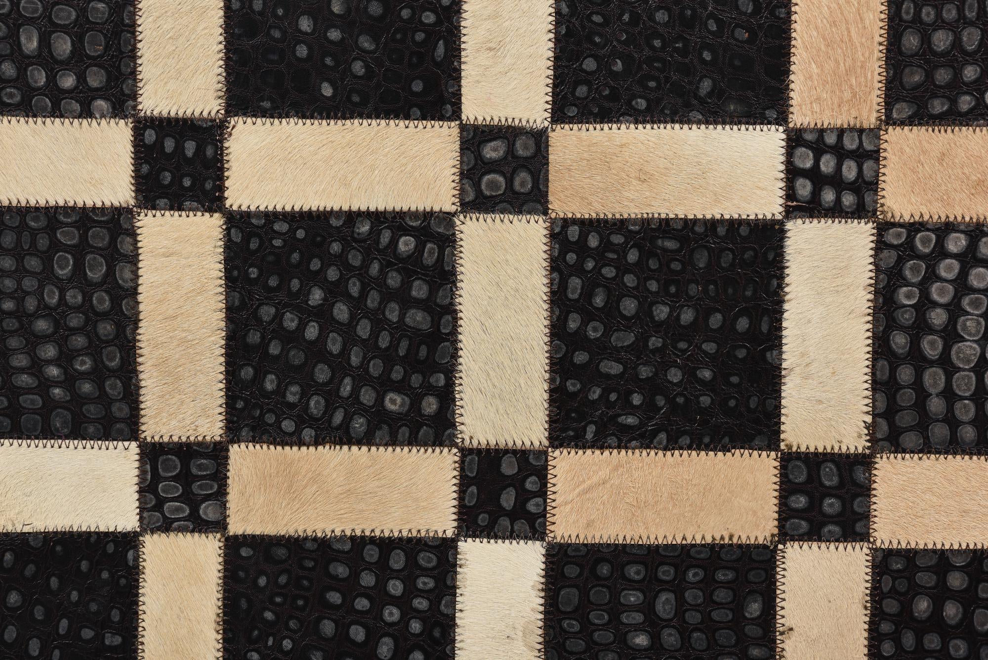 2' 1 x 3' 1 Cowhide Rug