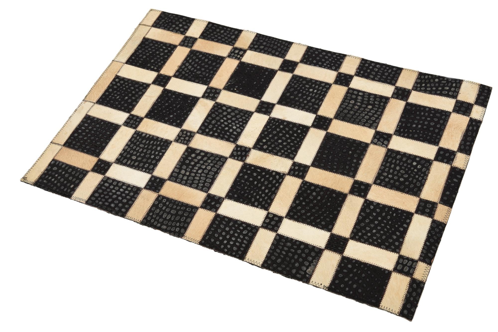 2' 1 x 3' Cowhide Rug