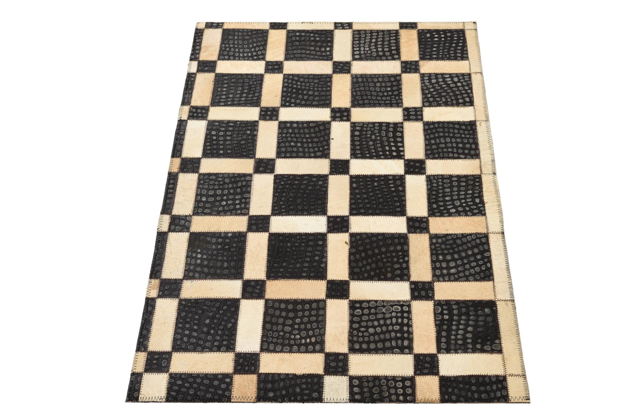 2' x 3' 1 Cowhide Rug