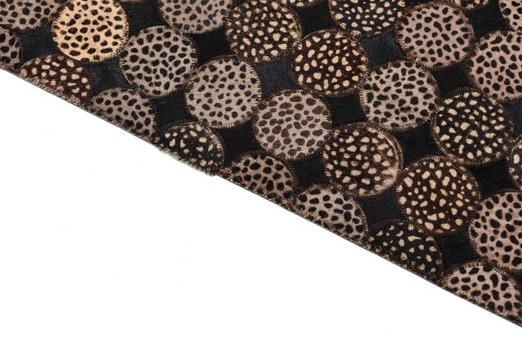 Detail image of 5' 2 x 7' 6 Cowhide Rug