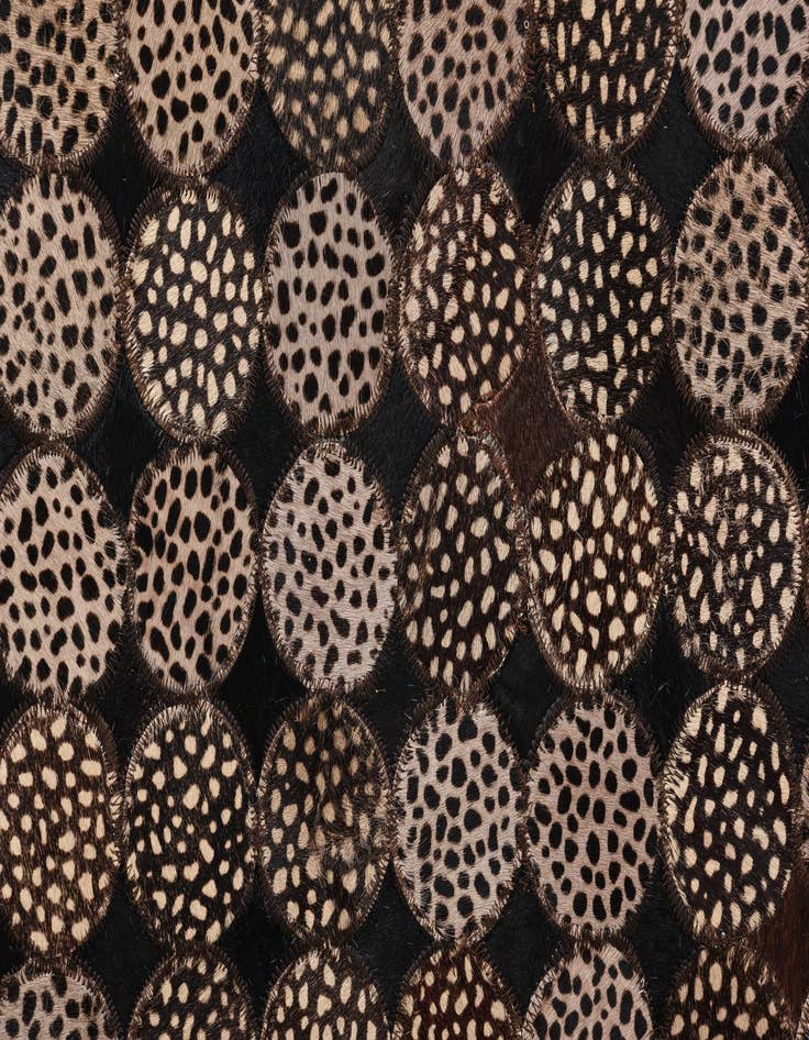 Detail image of 5' 2 x 7' 6 Cowhide Rug