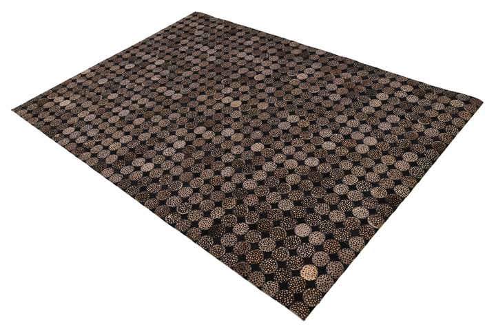 4' 8 x 6' 8 Cowhide Rug