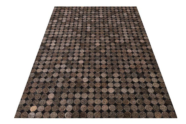 Detail image of 4' 8 x 6' 8 Cowhide Rug