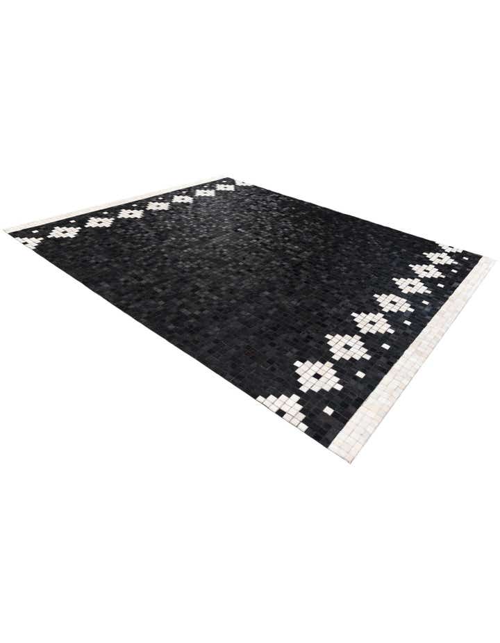 8' 2 x 10' Cowhide Stocks Rug