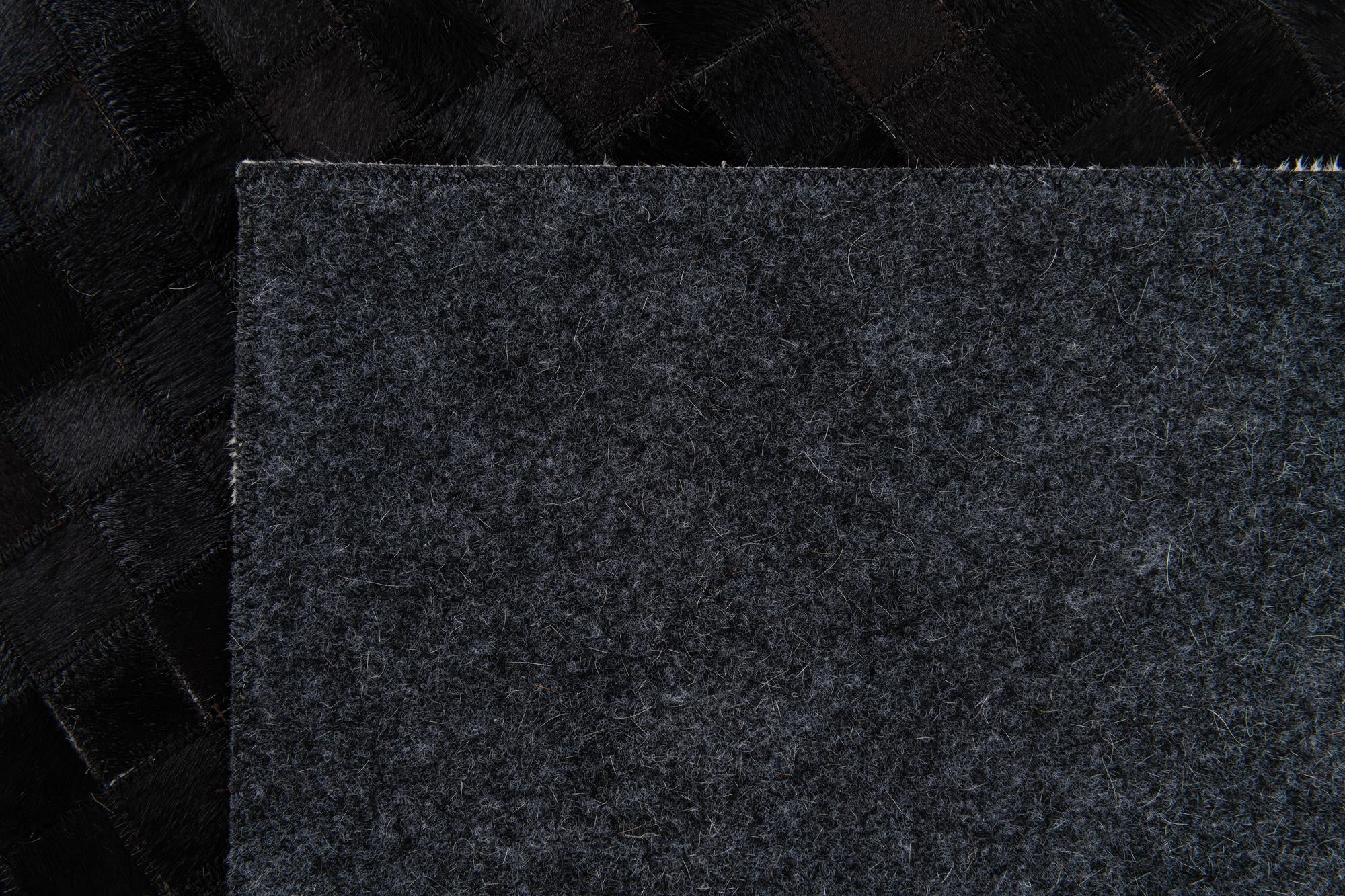 8' 2 x 10' Cowhide Stocks Rug