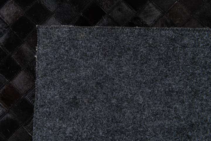 8' 2 x 10' Cowhide Stocks Rug