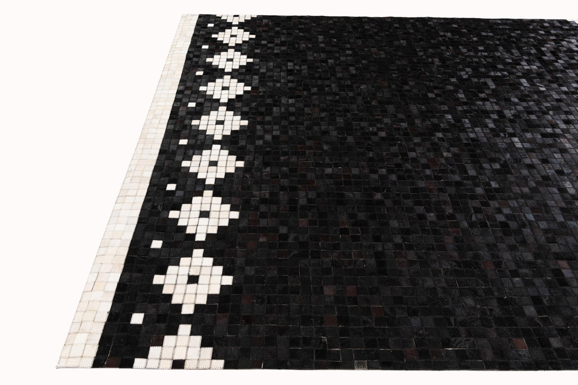 8' 2 x 10' Cowhide Stocks Rug