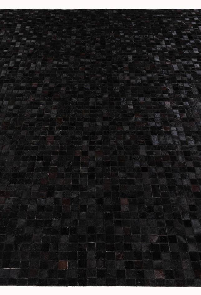 Detail image of 8' 2 x 10' Cowhide Stocks Rug