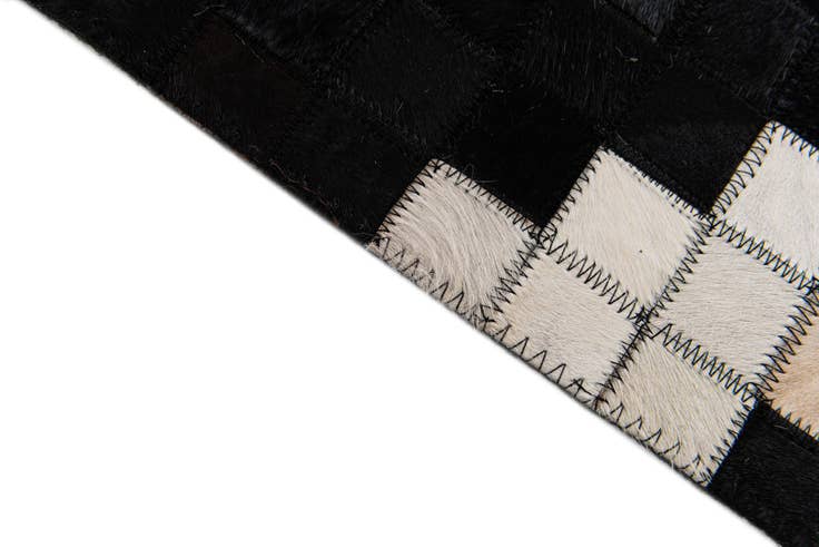 Detail image of 8' 2 x 9' 11 Cowhide Stocks Rug