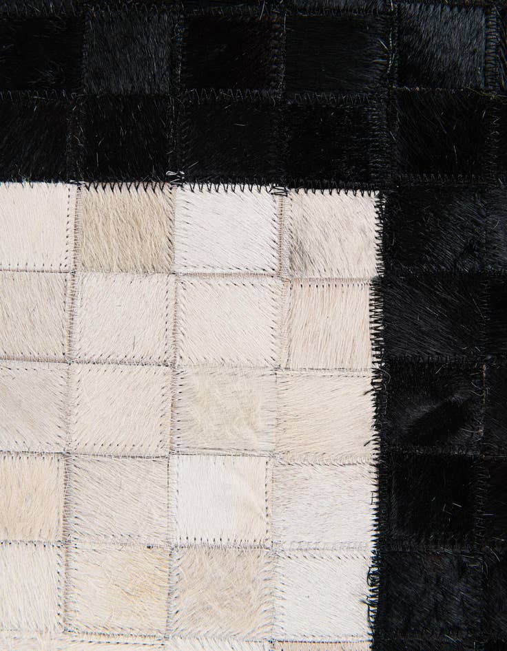 Detail image of 8' 1 x 9' 11 Cowhide Stocks Rug