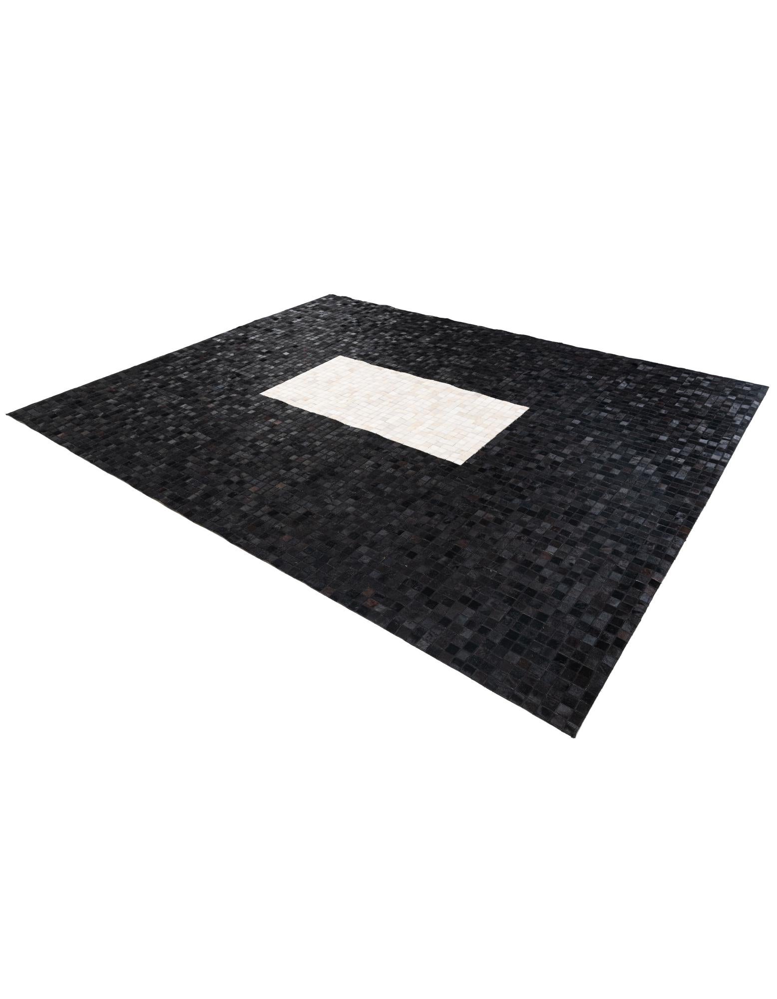 8' 1 x 10' Cowhide Stocks Rug