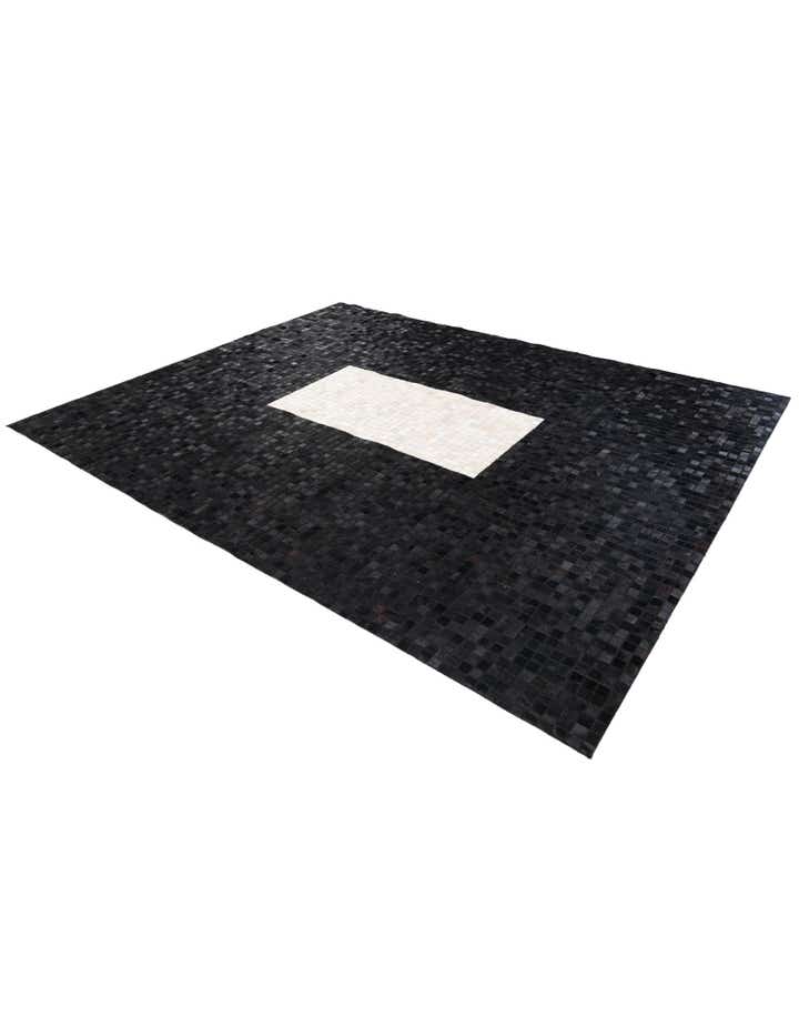 8' 1 x 10' Cowhide Stocks Rug